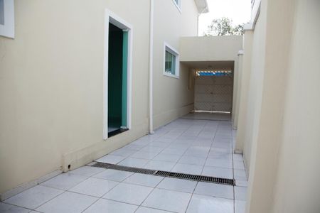 Garagem de casa para alugar com 6 quartos, 450m² em Vila Mariana, São Paulo