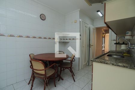 Apartamento para alugar com 104m², 3 quartos e 2 vagasCozinha