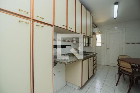 Apartamento para alugar com 104m², 3 quartos e 2 vagasCozinha
