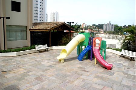 Apartamento à venda com 64m², 2 quartos e 1 vagaplayground