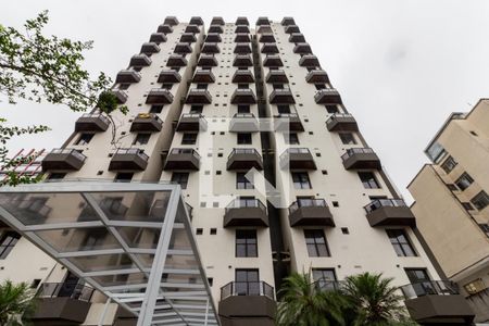 Apartamento para alugar com 90m², 2 quartos e 1 vaga Apartamento para alugar com 90m², 2 quartos e 1 vagaFachada