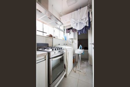 Apartamento para alugar com 98m², 2 quartos e 1 vaga Apartamento para alugar com 98m², 2 quartos e 1 vagaÁrea Serviço