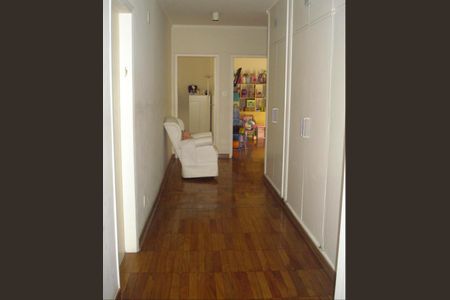 Apartamento à venda com 200m², 4 quartos e 2 vagasHall privativo