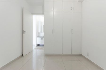 banheiro  de apartamento para alugar com 1 quarto, 50m² em Consolação, São Paulo