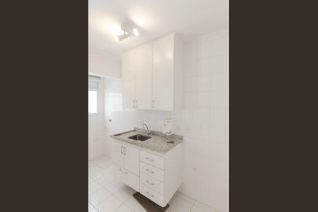 cozinha de apartamento para alugar com 1 quarto, 50m² em Consolação, São Paulo