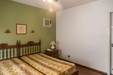 Apartamento para alugar com 210m², 4 quartos e 2 vagas Apartamento para alugar com 210m², 4 quartos e 2 vagasQuarto 4