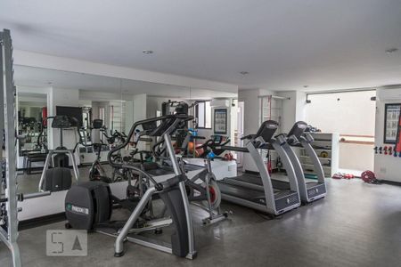 Apartamento para alugar com 210m², 4 quartos e 2 vagas Apartamento para alugar com 210m², 4 quartos e 2 vagasAcademia