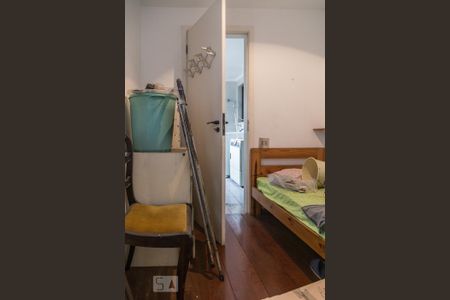 Apartamento para alugar com 210m², 4 quartos e 2 vagas Apartamento para alugar com 210m², 4 quartos e 2 vagasQuarto de serviço