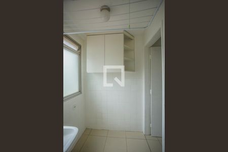 Apartamento à venda com 70m², 2 quartos e 1 vaga Apartamento à venda com 70m², 2 quartos e 1 vagaÁrea de Serviço