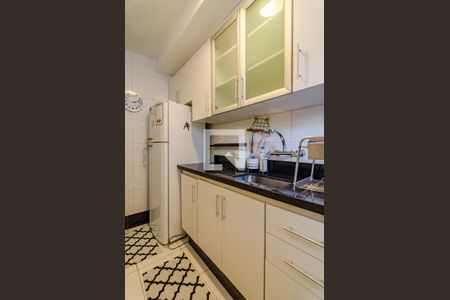 Apartamento para alugar com 65m², 2 quartos e 2 vagasCozinha