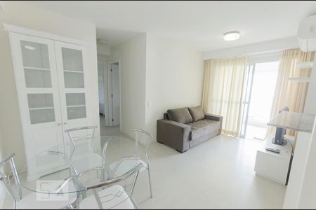sala de apartamento para alugar com 2 quartos, 57m² em Bela Vista, São Paulo