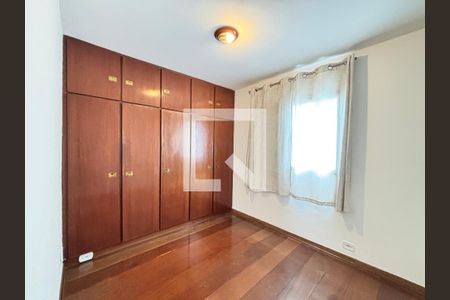 Quarto 2 de apartamento para alugar com 2 quartos, 55m² em Vila Olimpia, São Paulo
