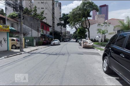 Apartamento para alugar com 84m², 2 quartos e 2 vagasvista da rua 