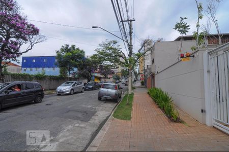 Apartamento à venda com 60m², 2 quartos e 1 vagarua em frente ao predio