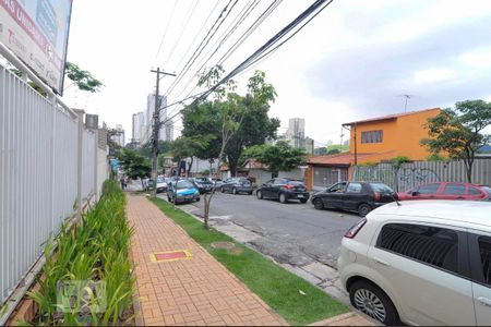 Apartamento à venda com 60m², 2 quartos e 1 vagarua em frente ao predio