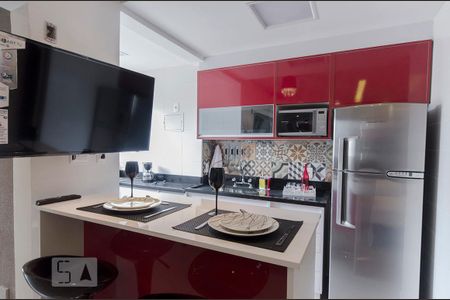 cozinha de apartamento para alugar com 1 quarto, 36m² em Cidade Monções, São Paulo