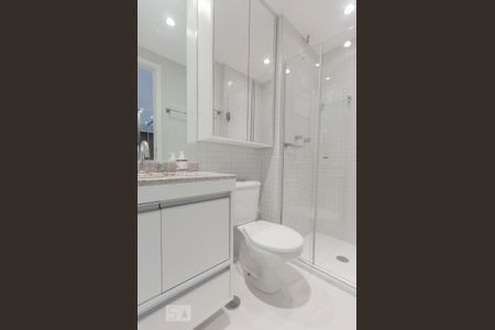 banheiro de apartamento para alugar com 1 quarto, 36m² em Cidade Monções, São Paulo