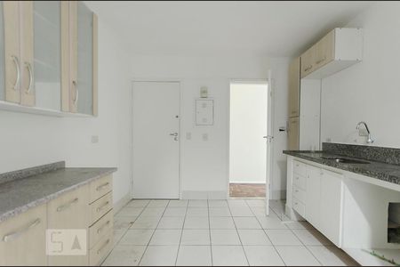 cozinha de apartamento à venda com 3 quartos, 110m² em Vila Ida, São Paulo