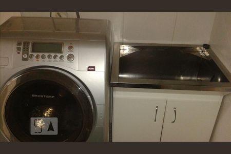 Apartamento à venda com 3 quartos, 130m² em Moema, São Paulo