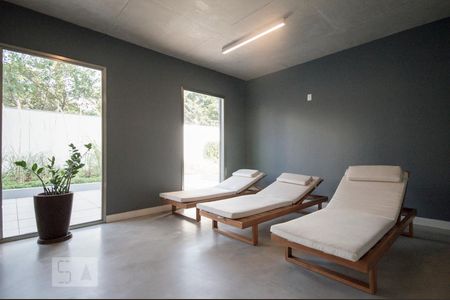 Apartamento para alugar com 70m², 2 quartos e 2 vagas Apartamento para alugar com 70m², 2 quartos e 2 vagasSauna