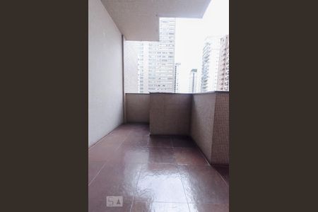 varanda sala de apartamento para alugar com 3 quartos, 126m² em Perdizes, São Paulo