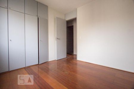 Quarto 1 de apartamento à venda com 3 quartos, 94m² em Moema, São Paulo