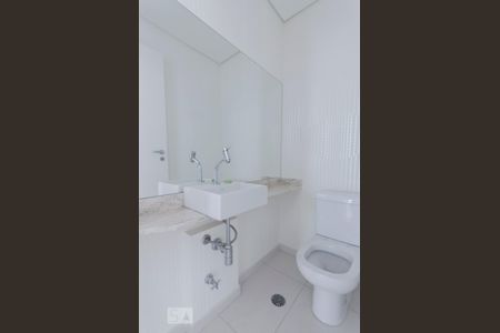 banheiro de apartamento à venda com 3 quartos, 80m² em Higienópolis, São Paulo