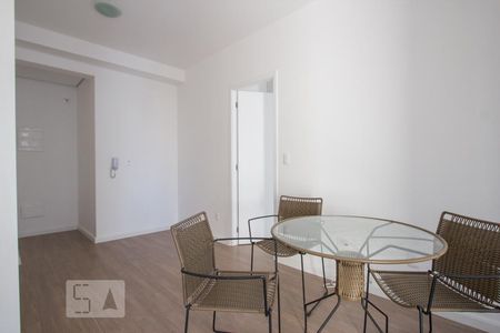 Sala de apartamento para alugar com 1 quarto, 47m² em Vila Olímpia, São Paulo