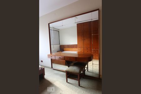Apartamento à venda com 135m², 3 quartos e 1 vagaQuarto 2