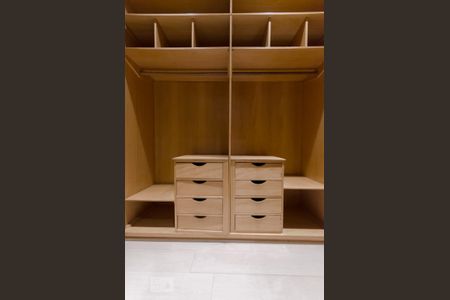 Apartamento à venda com 200m², 3 quartos e 3 vagascloset suite 3