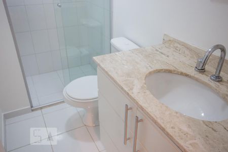 Banheiro  de apartamento à venda com 2 quartos, 57m² em Vila Olímpia, São Paulo