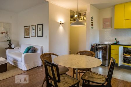 Apartamento à venda com 67m², 2 quartos e 1 vaga Apartamento à venda com 67m², 2 quartos e 1 vagaSala
