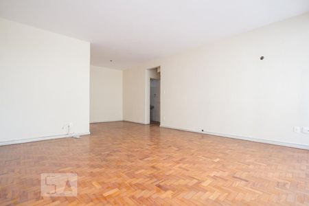 Apartamento à venda com 140m², 4 quartos e 2 vagasSala