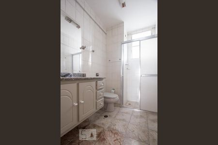 Apartamento à venda com 140m², 4 quartos e 2 vagasBanheiro