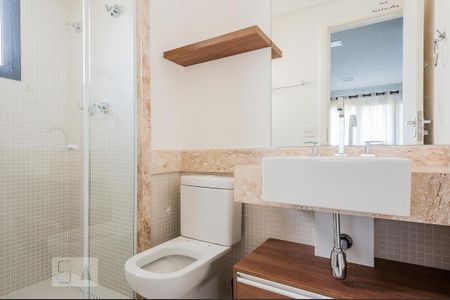Banheiro de apartamento à venda com 1 quarto, 40m² em Cambuí, Campinas
