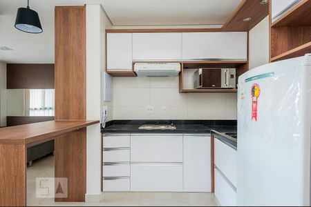 Cozinha de apartamento à venda com 1 quarto, 40m² em Cambuí, Campinas