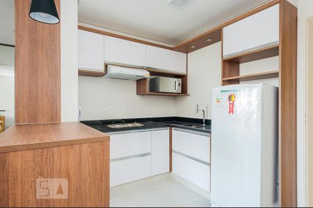 Cozinha de apartamento à venda com 1 quarto, 40m² em Cambuí, Campinas