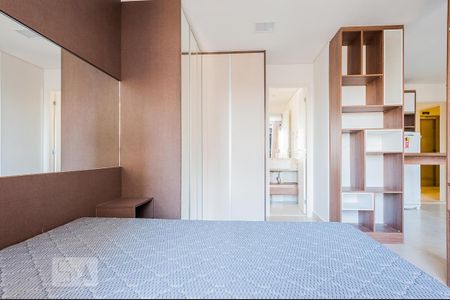 Quarto de apartamento à venda com 1 quarto, 40m² em Cambuí, Campinas