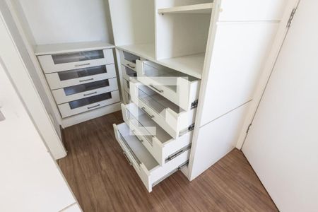 Apartamento para alugar com 59m², 1 quarto e 1 vagaCloset do quarto
