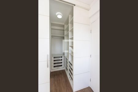Apartamento para alugar com 59m², 1 quarto e 1 vagaCloset do quarto