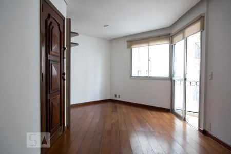 Sala de apartamento à venda com 2 quartos, 65m² em Cidade Jardim, São Paulo