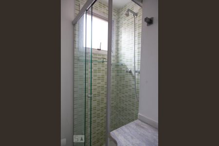 Apartamento para alugar com 65m², 2 quartos e 1 vaga Apartamento para alugar com 65m², 2 quartos e 1 vagaBanheiro suíte