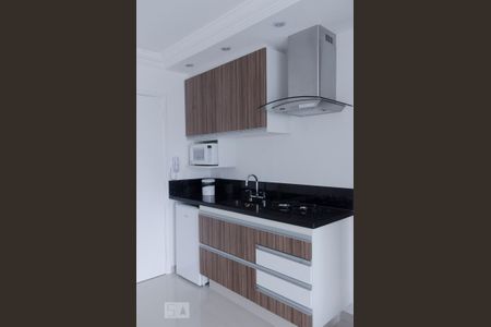 cozinha de apartamento para alugar com 1 quarto, 50m² em Jardim Paulista, São Paulo