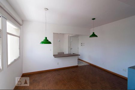 Apartamento à venda com 62m², 1 quarto e 1 vagaSala, cozinha e entrada do apartamento