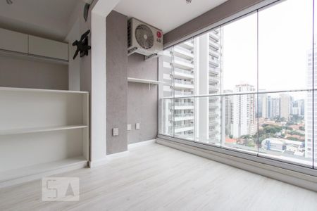 Studio à venda com 34m², 1 quarto e 1 vagaApartamento