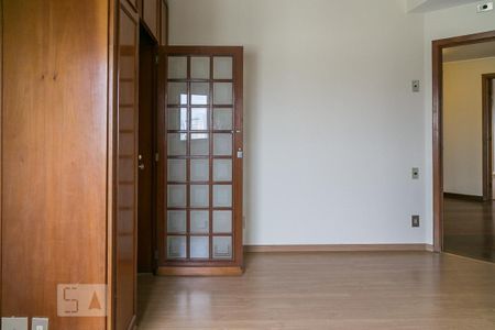 Apartamento para alugar com 136m², 3 quartos e 2 vagasSuite