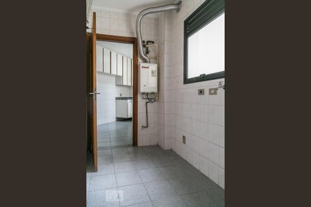 Apartamento para alugar com 136m², 3 quartos e 2 vagasÁrea de serviço