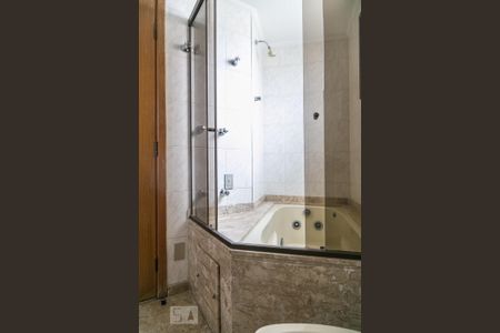 Apartamento para alugar com 136m², 3 quartos e 2 vagasBanheiro da Suite