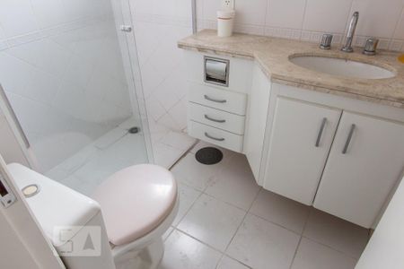 Apartamento à venda com 112m², 2 quartos e 2 vagasBanheiro Quarto 2