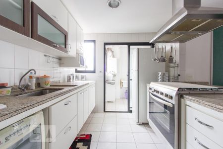 Apartamento à venda com 112m², 2 quartos e 2 vagasCozinha